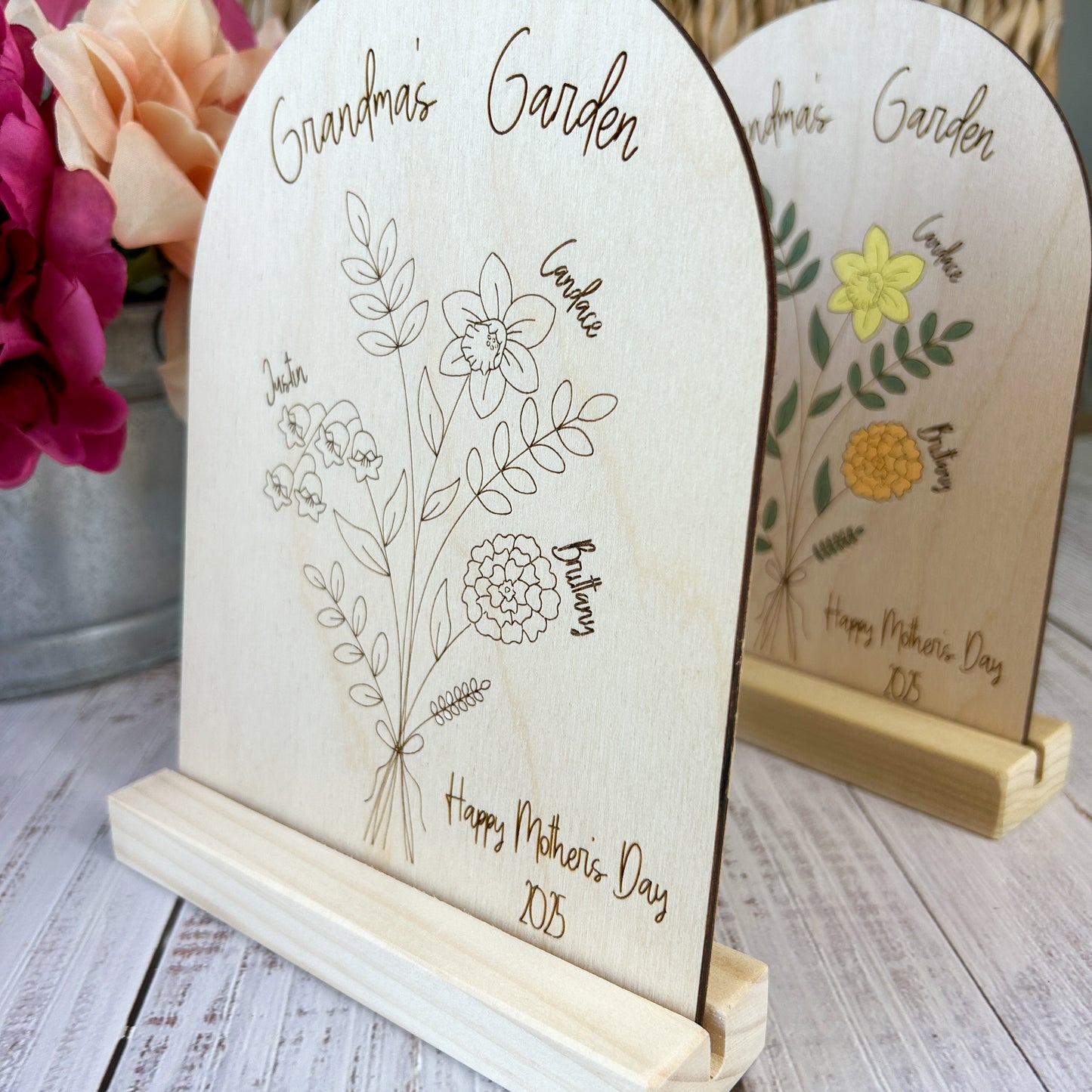 Personalized Birth Flower Bouquet Sign for Mom or Grandma