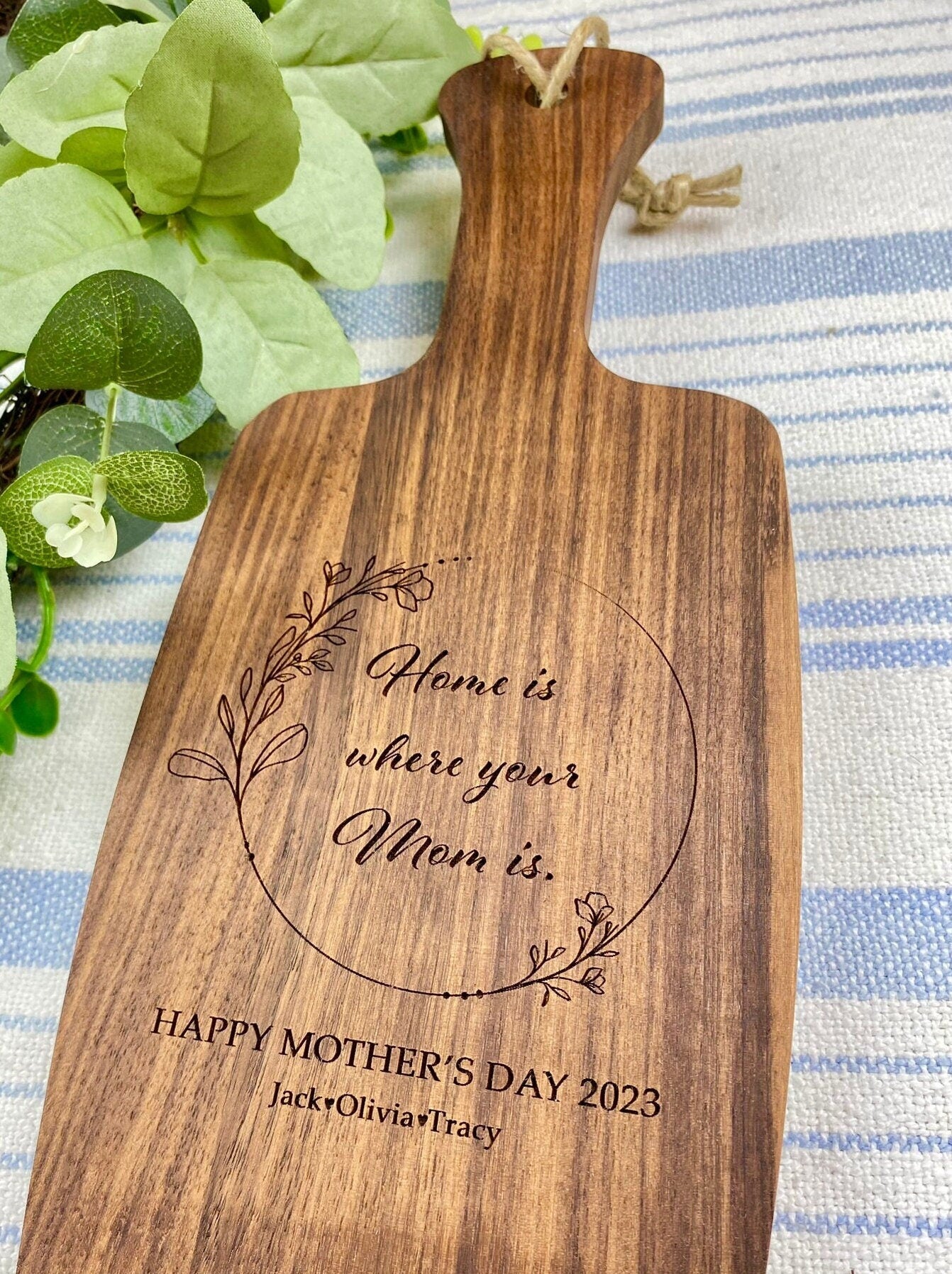 Personalized Mother's Day Cutting Board Gift