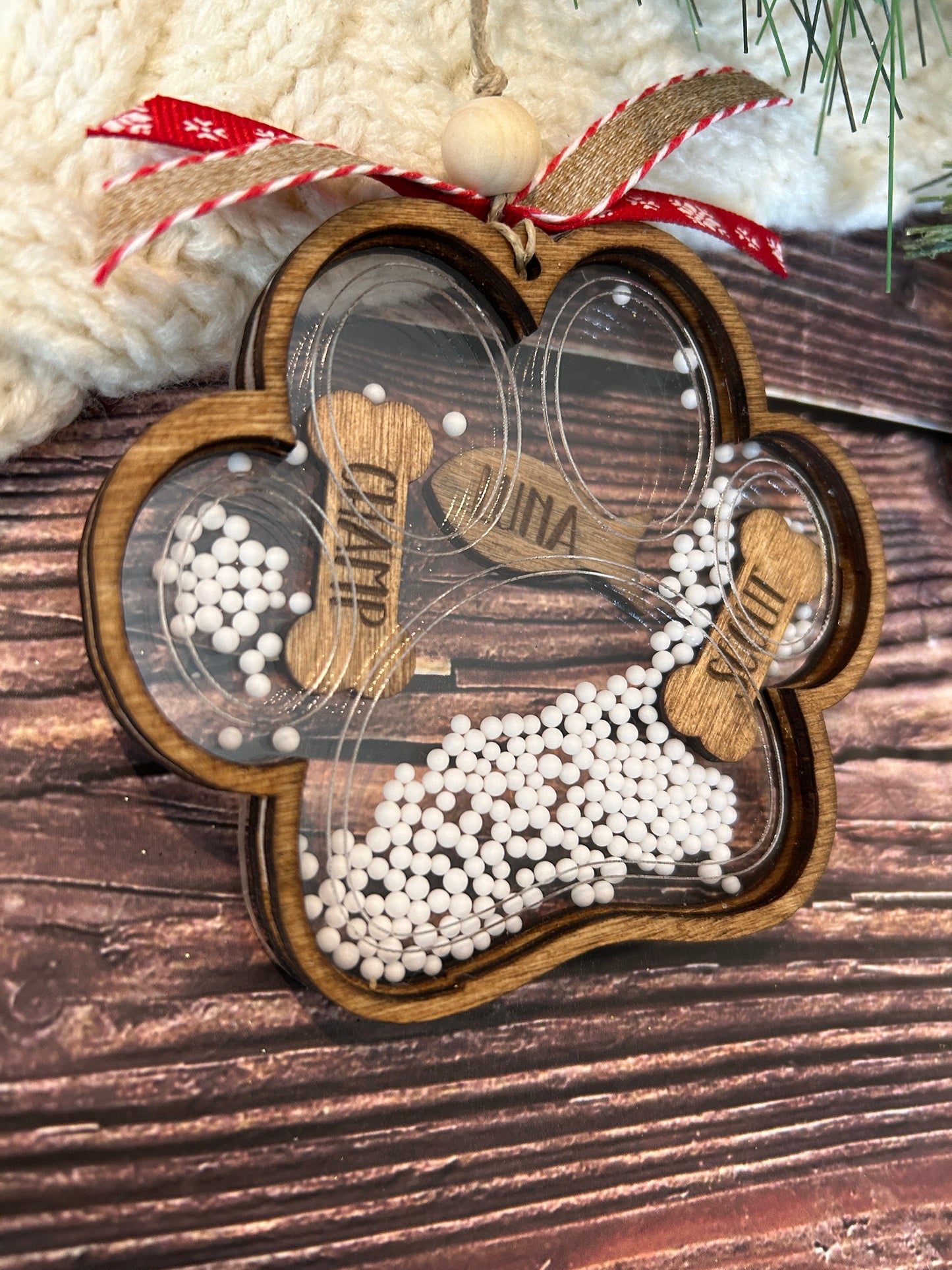 Personalized Pet Ornament, Shaker Ornament with Custom Pet Names